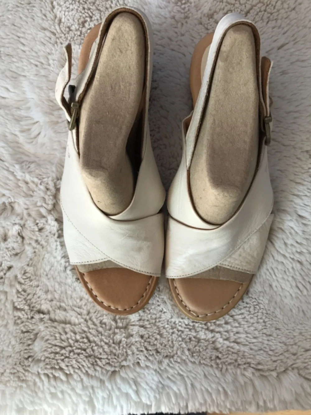 Cream Born heeled sandals size 9